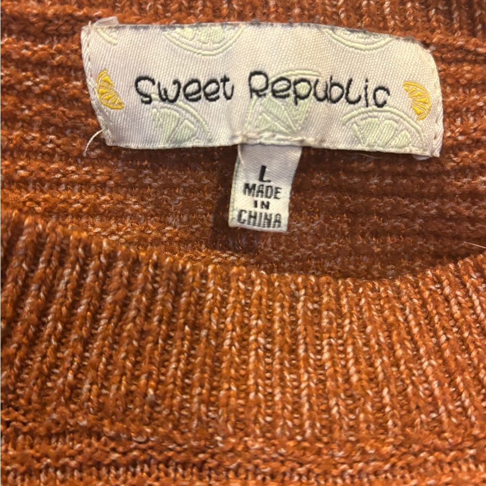 Classic Ribbed Rust Sweater - Picture 2 of 2